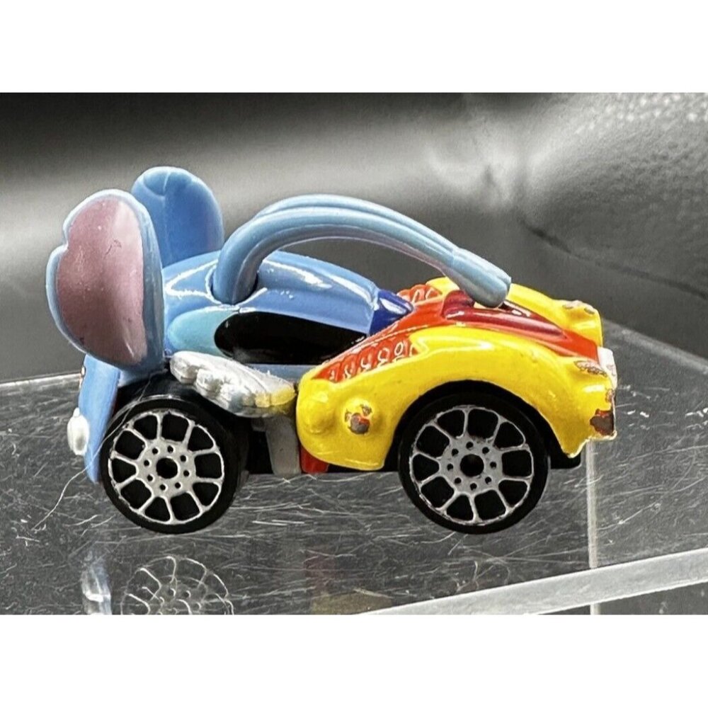 2001 Hasbro Disney Wild Racers Lilo And Stitch 626 Diecast Race Car 2” Vintage